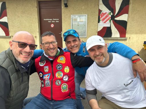 Raduno Vespa Mythos Club